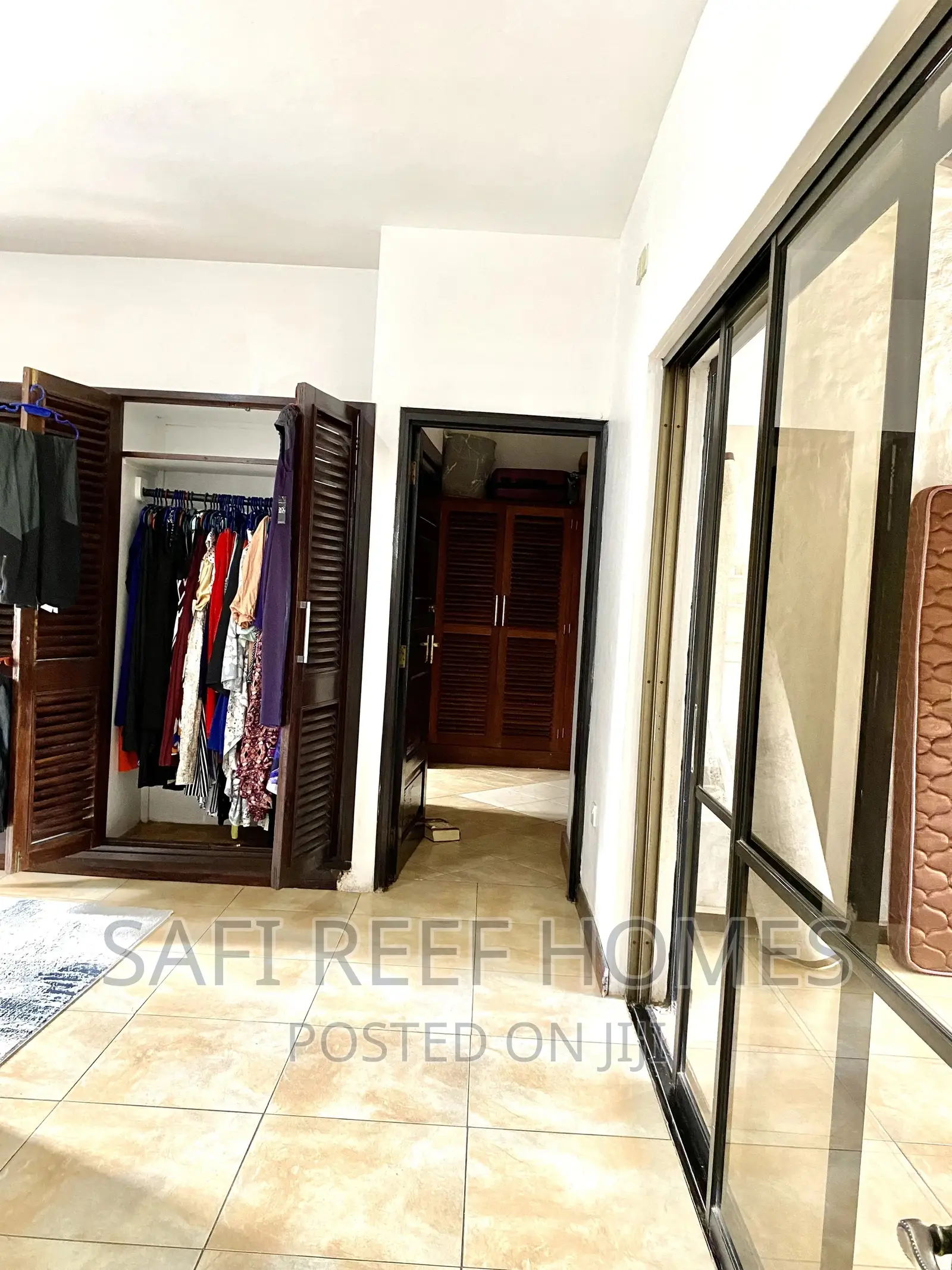 5bdrm Maisonette in Nyali for rent