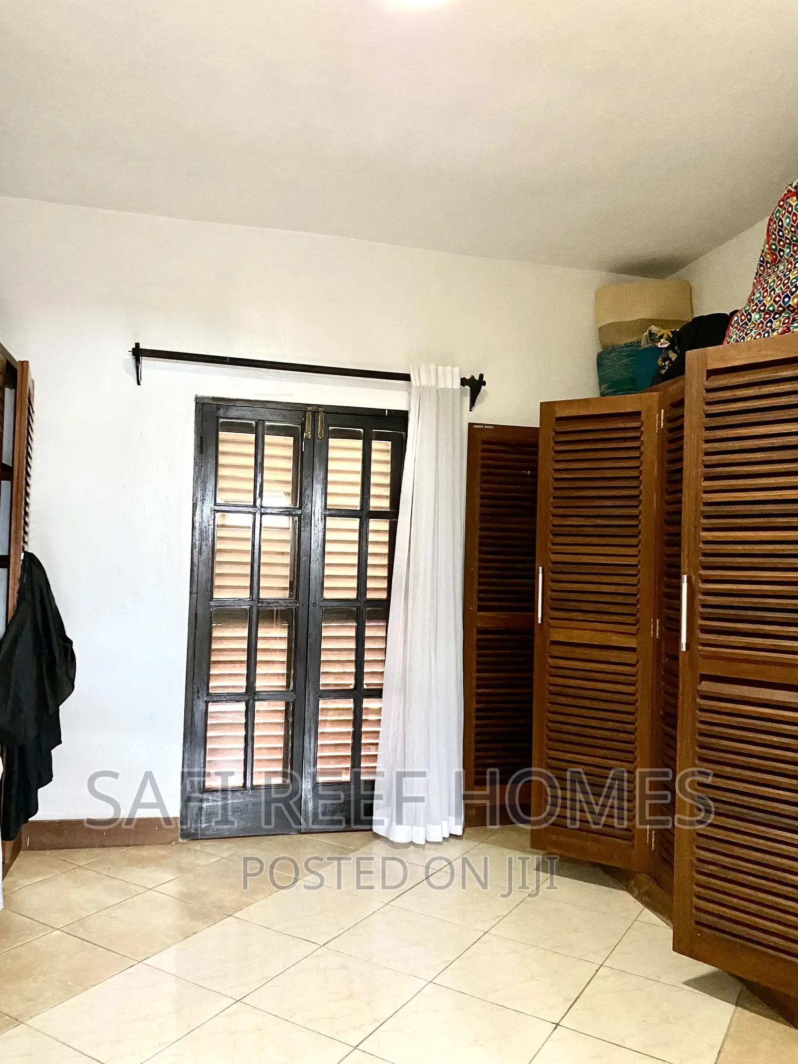 5bdrm Maisonette in Nyali for rent