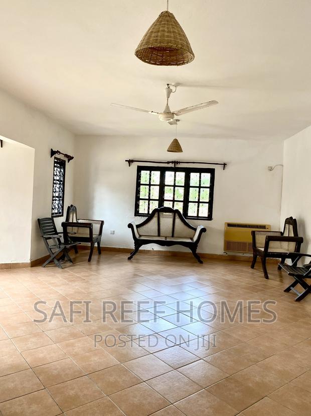5bdrm Maisonette in Nyali for rent - thumbnail 7