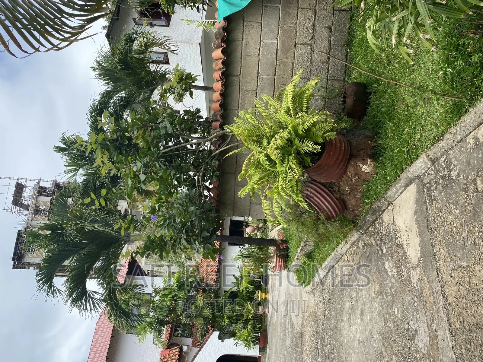 6bdrm Maisonette in Nyali for sale