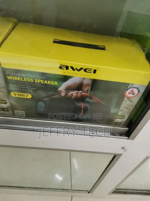 Awei Y887 Portable Outdoor Wireless Speaker