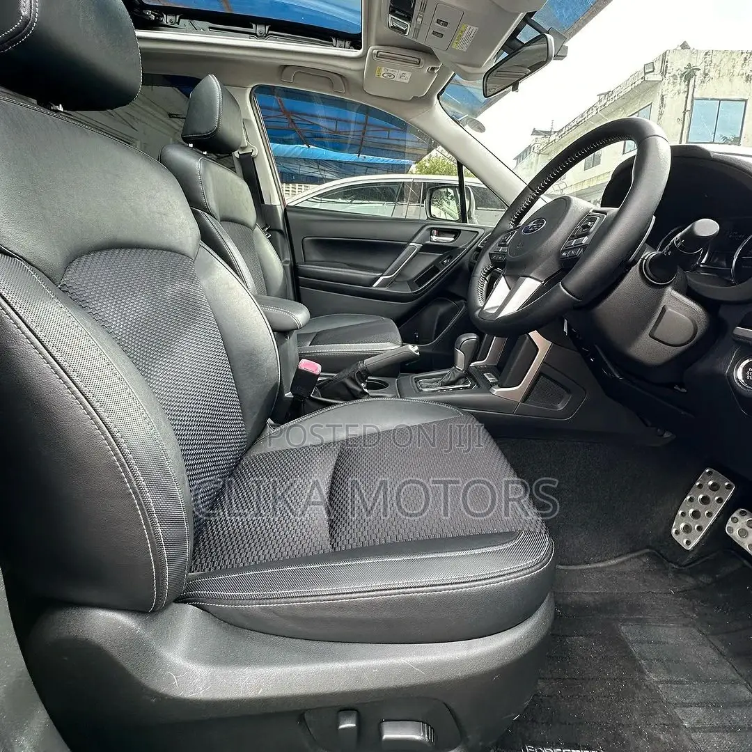 Subaru Forester 2.0XT Touring AWD 2017 Red