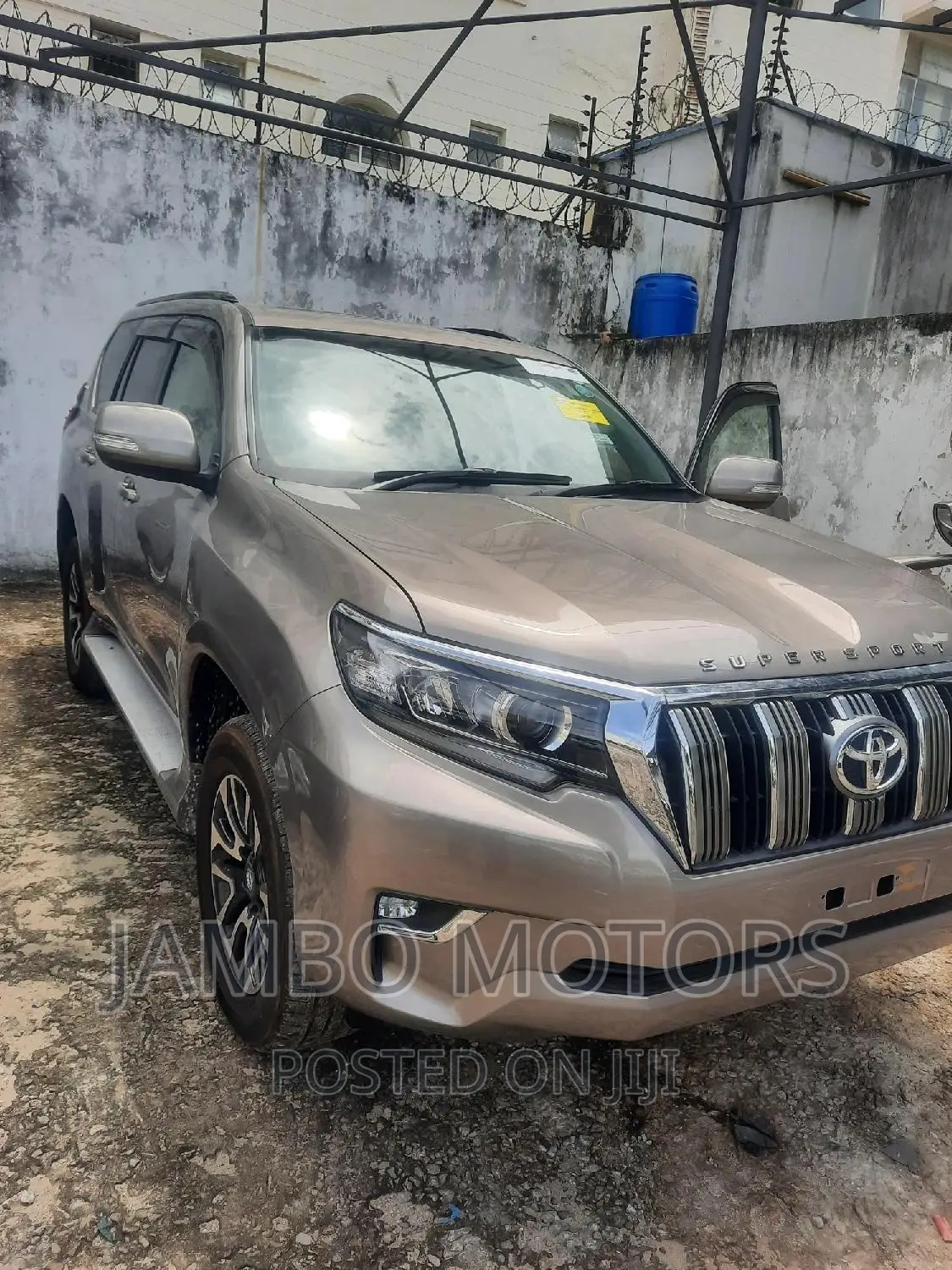 Toyota Land Cruiser Prado 3.0 D-4D (190 Hp) 7 seats 2016 Gold