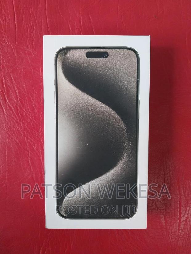 New Apple iPhone 15 Pro Max 256 GB - thumbnail 2