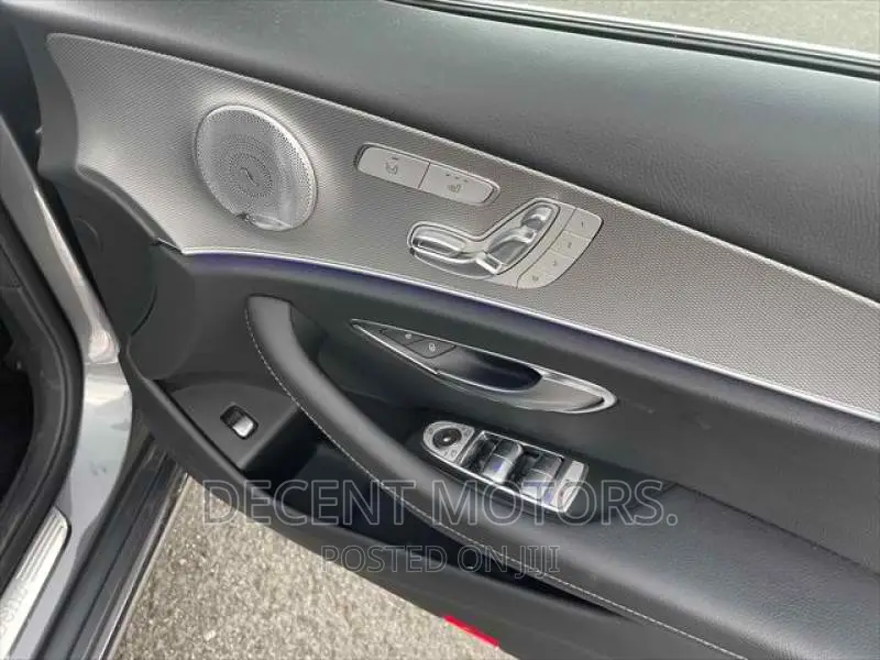 Mercedes-Benz E200 2017 Gray