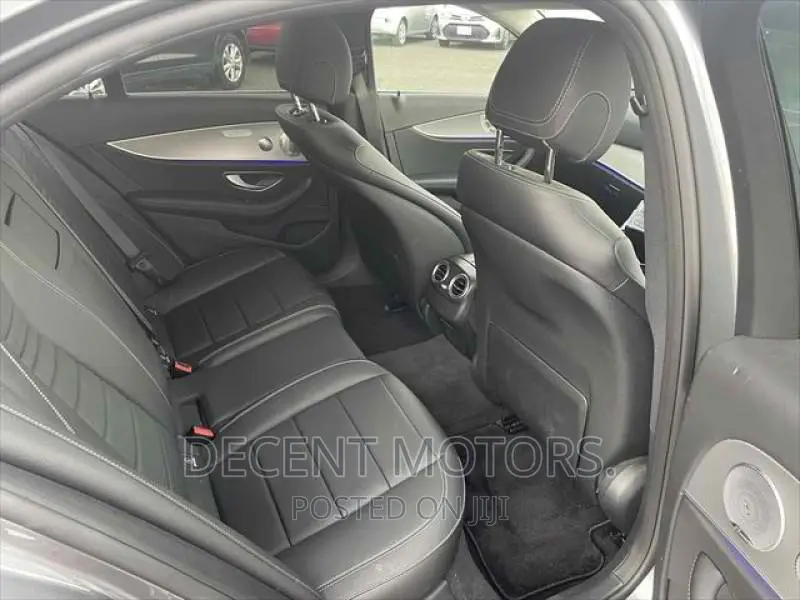 Mercedes-Benz E200 2017 Gray