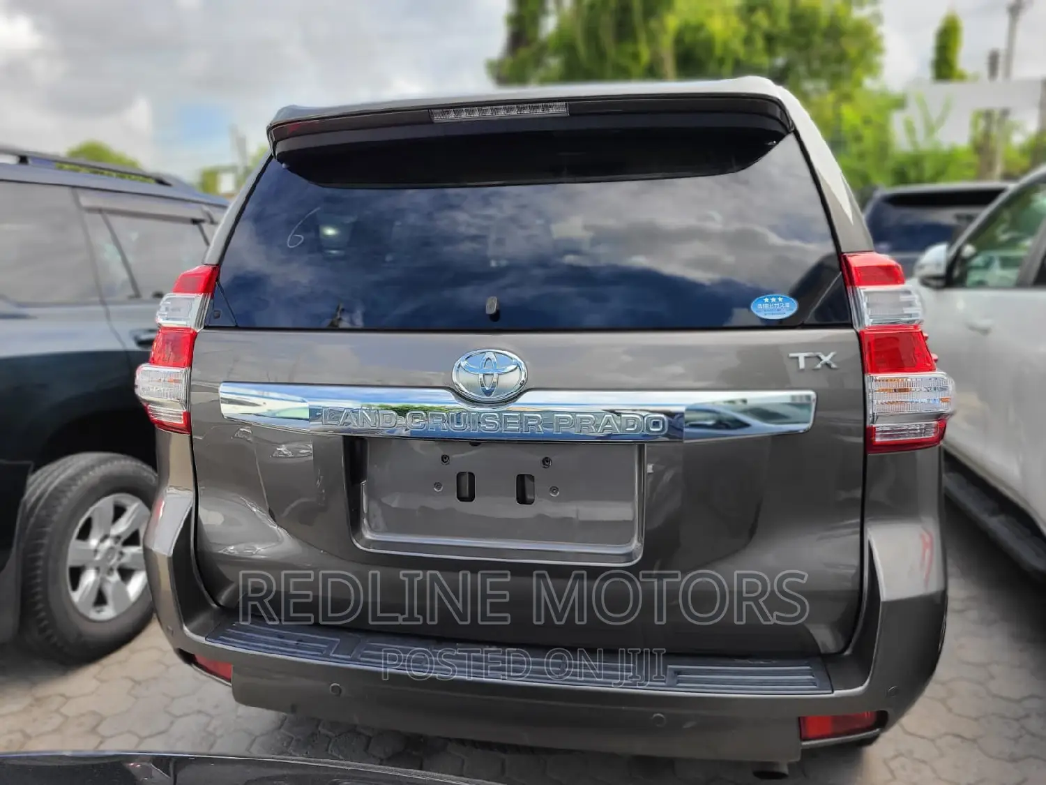 Toyota Land Cruiser Prado 2016 Gray