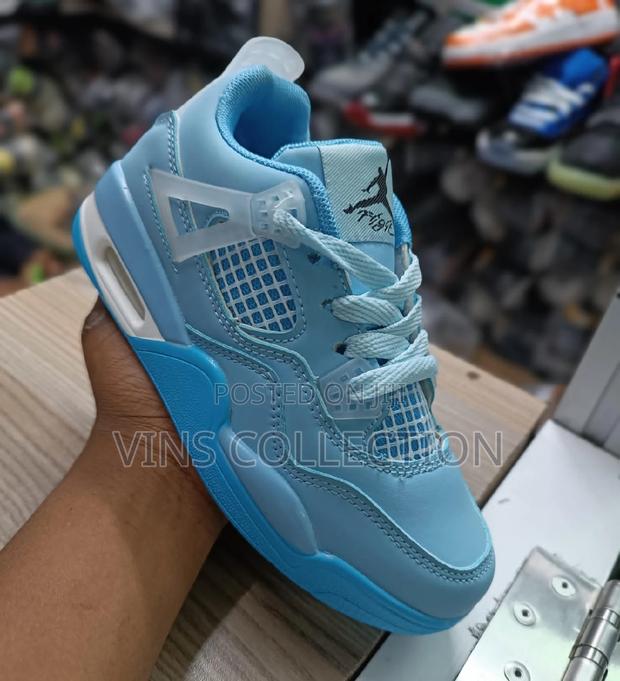 Kids Jordan Shoes - thumbnail 2