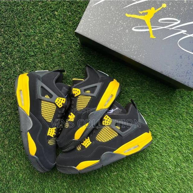 Kids Jordan Sneakers - thumbnail 2