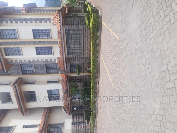 3bdrm Apartment in Kilimani, Hurlingham for rent