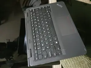 New Laptop Lenovo Yoga 11e 4GB Intel Pentium SSD 128GB