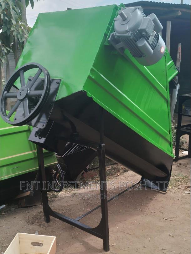250kg Batch Mixer - main view