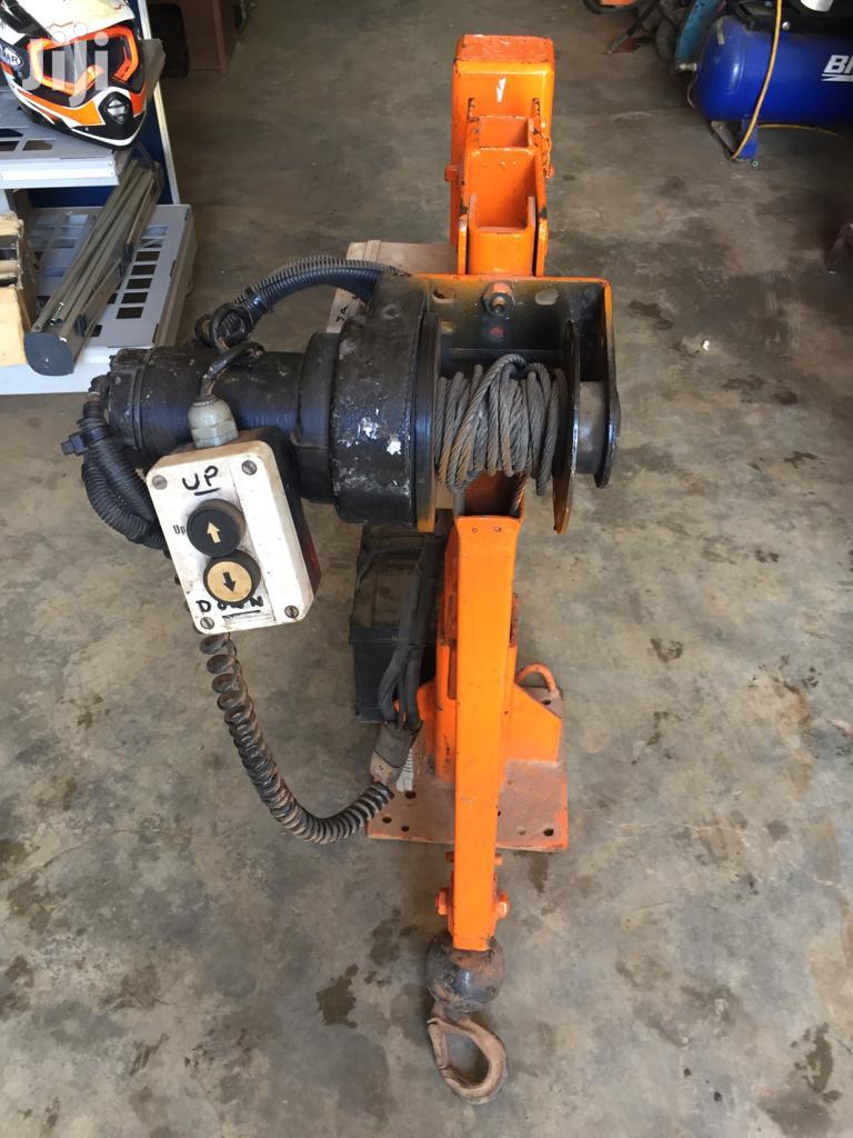 Pickup Truck Crane With Cable Winch