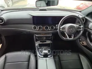 Mercedes-Benz E250 2016 Gray