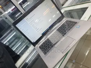 Laptop HP EliteBook 820 G3 8GB Intel Core I7 SSD 500GB