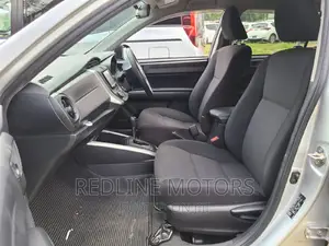 Toyota Corolla Fielder 2016 Silver