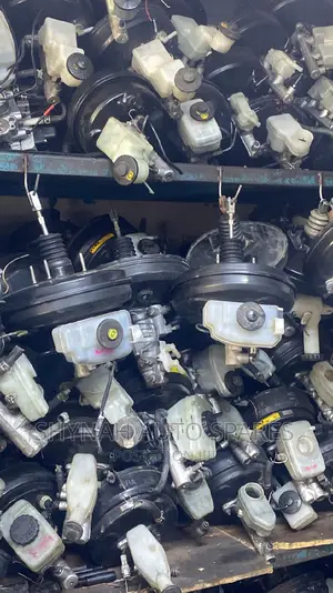 Toyota Hiace 9l Brake Master Cylinder and Booster Complete