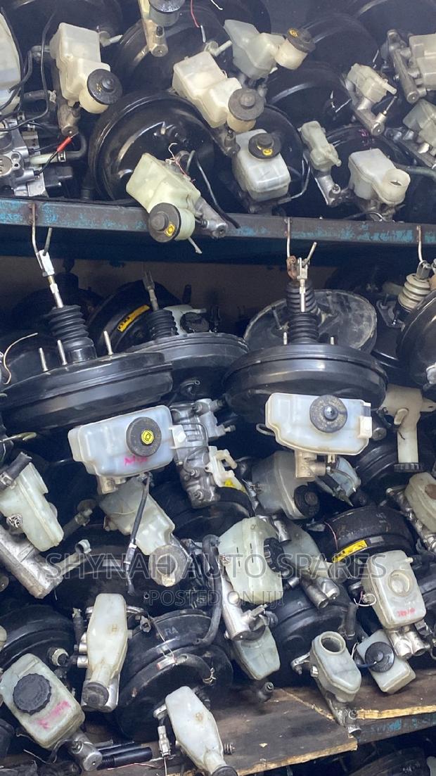Toyota Hiace 9l Brake Master Cylinder and Booster Complete