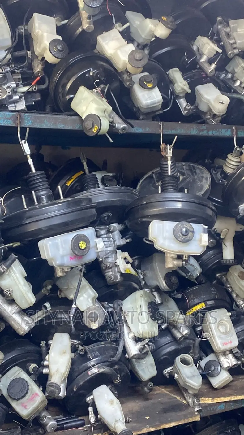 Toyota Hiace 9l Brake Master Cylinder and Booster Complete