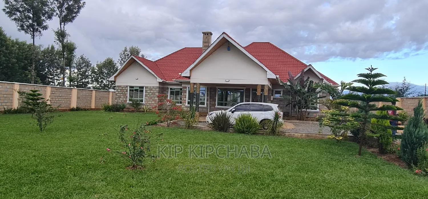 5bdrm Bungalow in Elgonview for sale