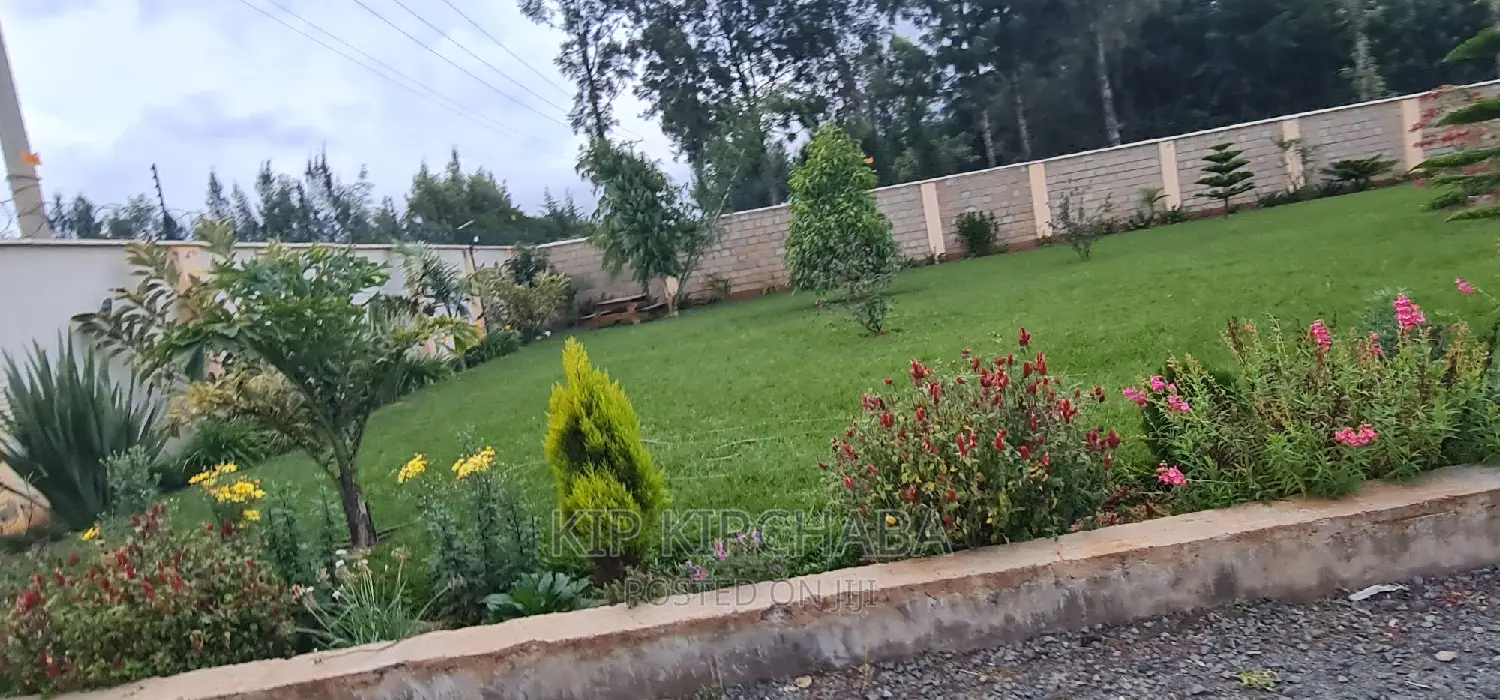 5bdrm Bungalow in Elgonview for sale