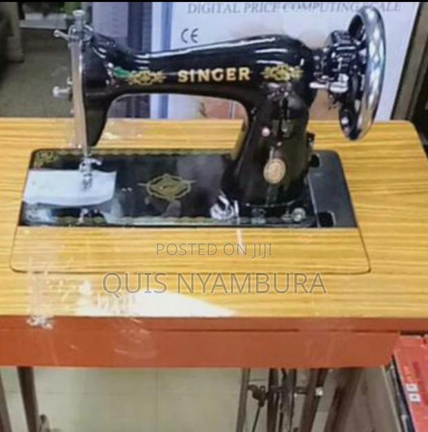 Singer Sewing Machine Complete