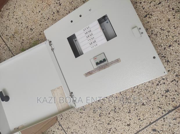 Schneider Distribution Board 4-Way - main view