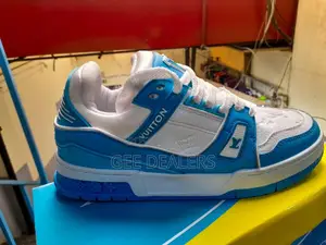 Louis Vuiton Sneakers