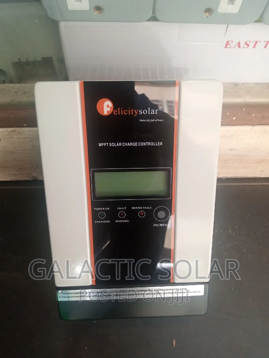 Solar Charge Controller MPPT 30A