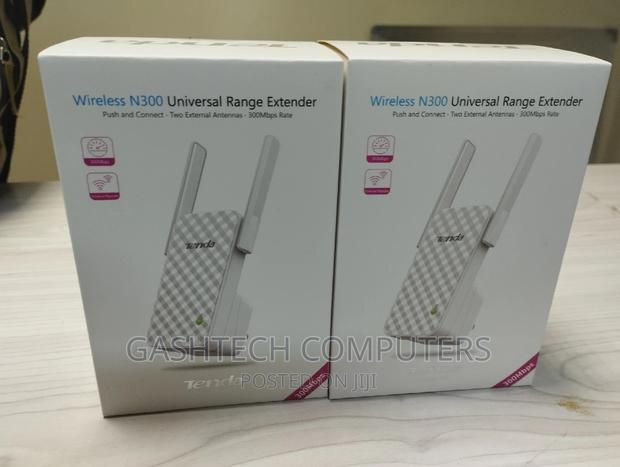 Tenda Wireless N300 Universal Range Extender - main view