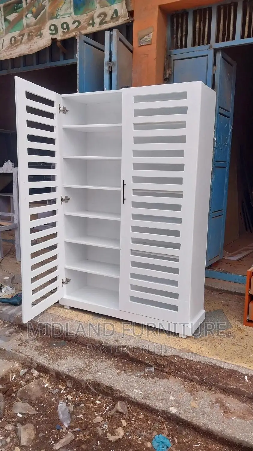 30 Pair Shoe Rack/ Closed Shoe Cabinet