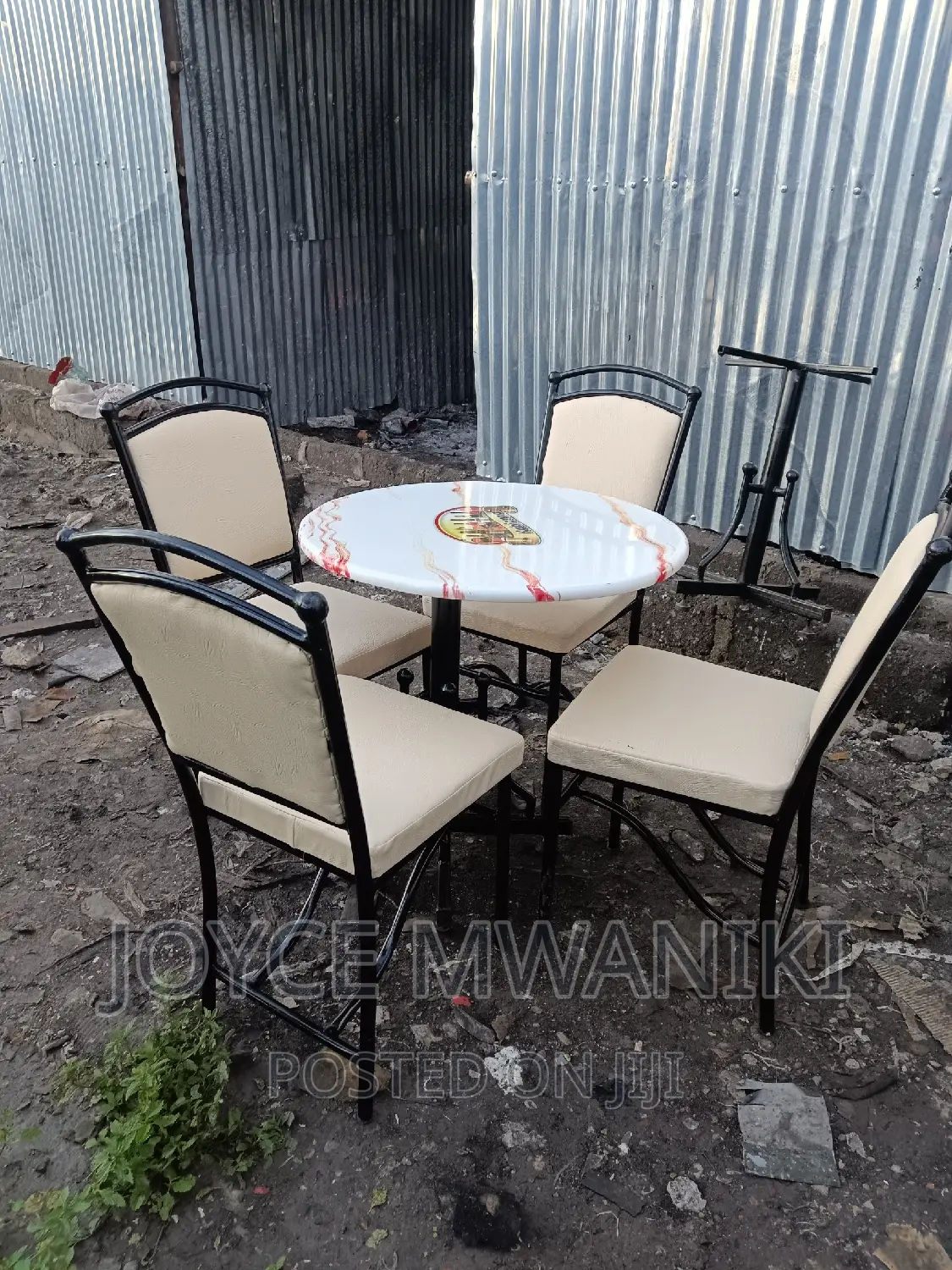 Restaurant Set of 4 Chairs and a Table, Cream.