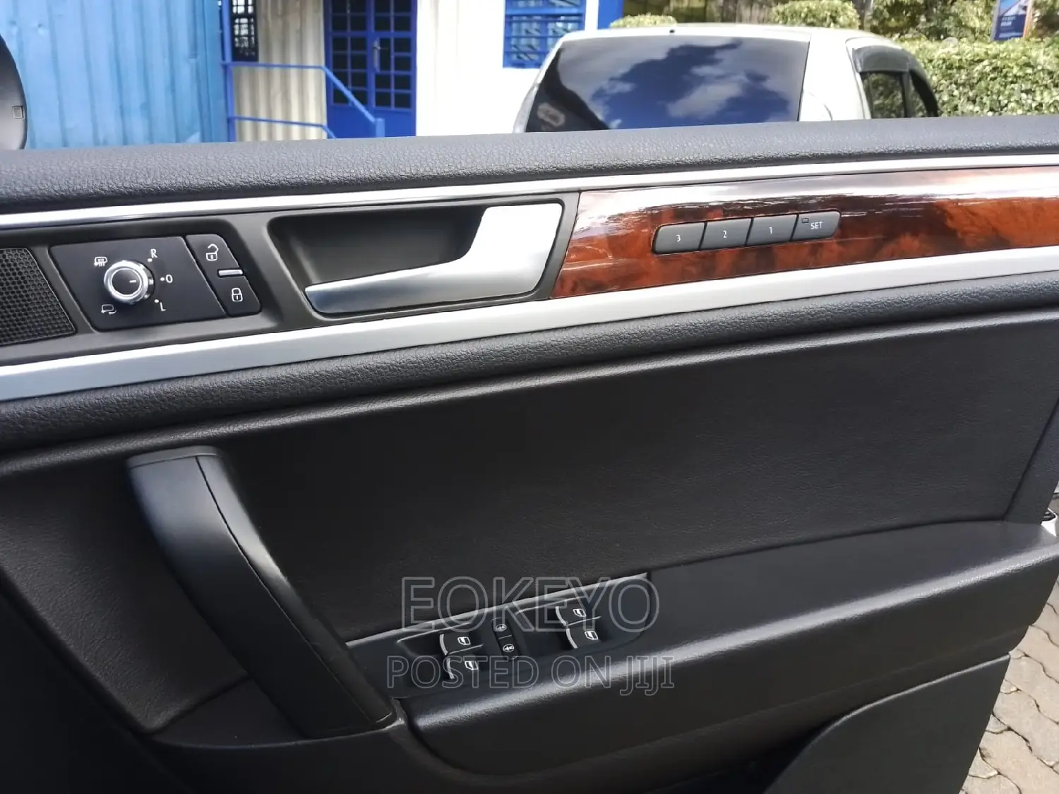 Volkswagen Touareg Hybrid 2013 Silver