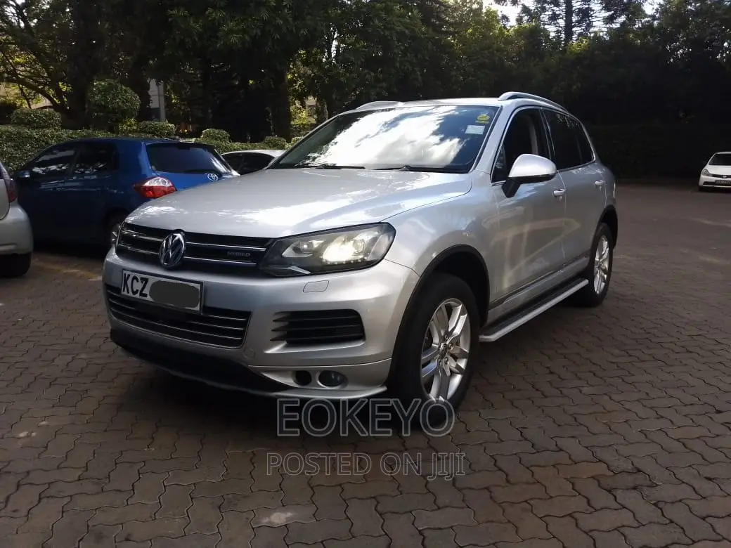 Volkswagen Touareg Hybrid 2013 Silver