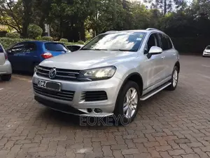 Volkswagen Touareg Hybrid 2013 Silver