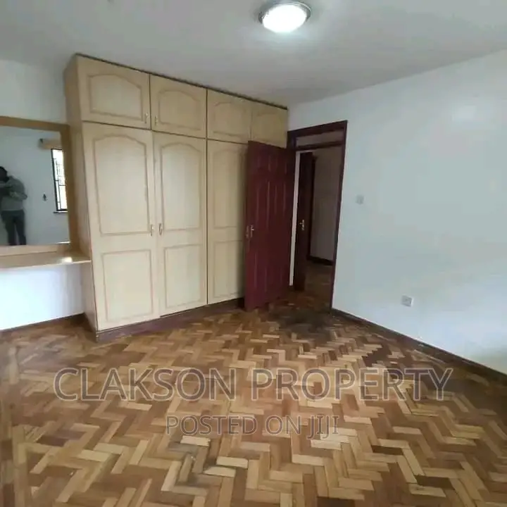 3bdrm Apartment in Riara Round, Kilimani for rent
