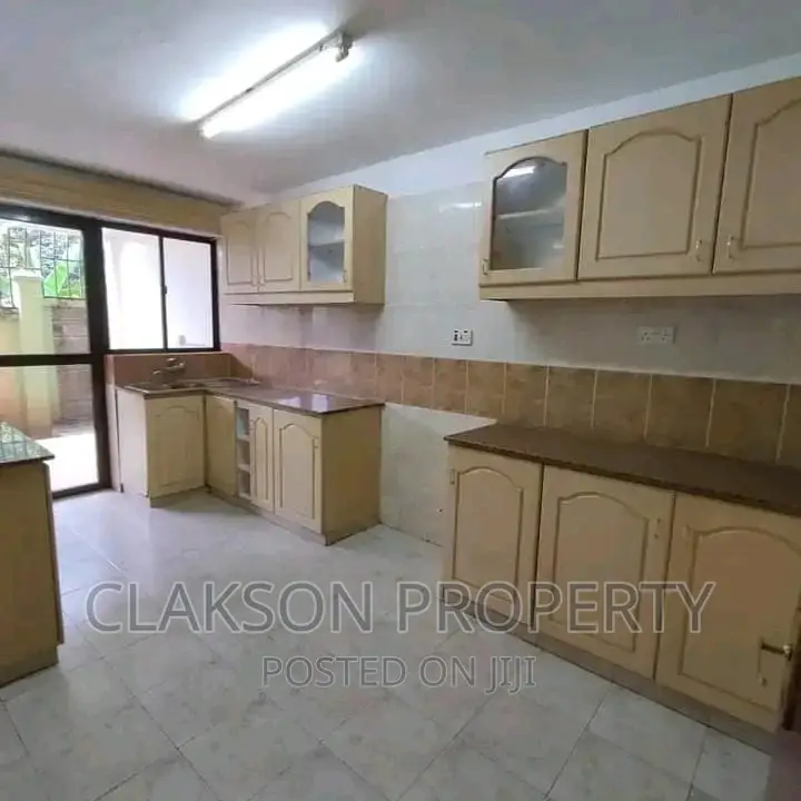 3bdrm Apartment in Riara Round, Kilimani for rent