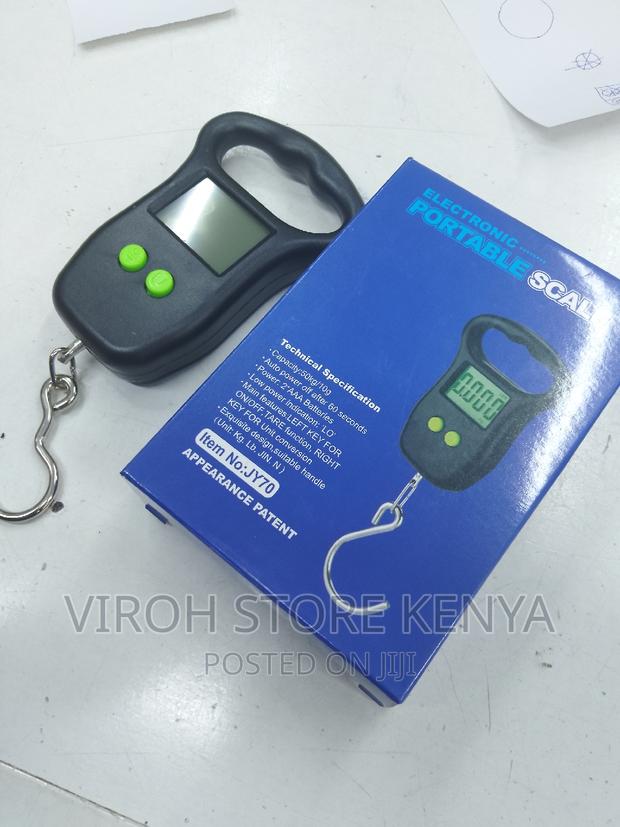 Weighing Scale 50kgs Hanging Digital Scale + Batteries - thumbnail 3