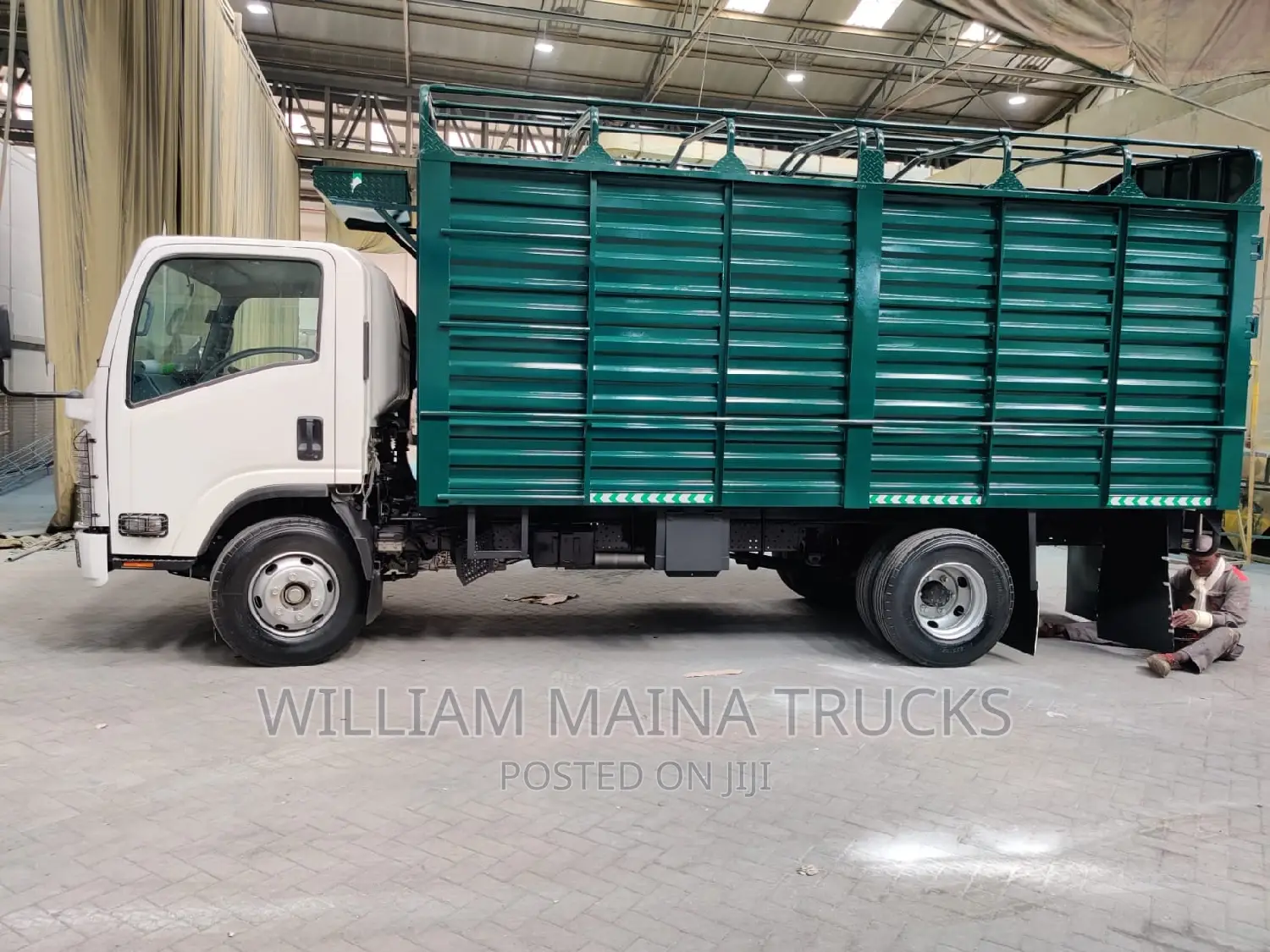 Isuzu NQR Truck