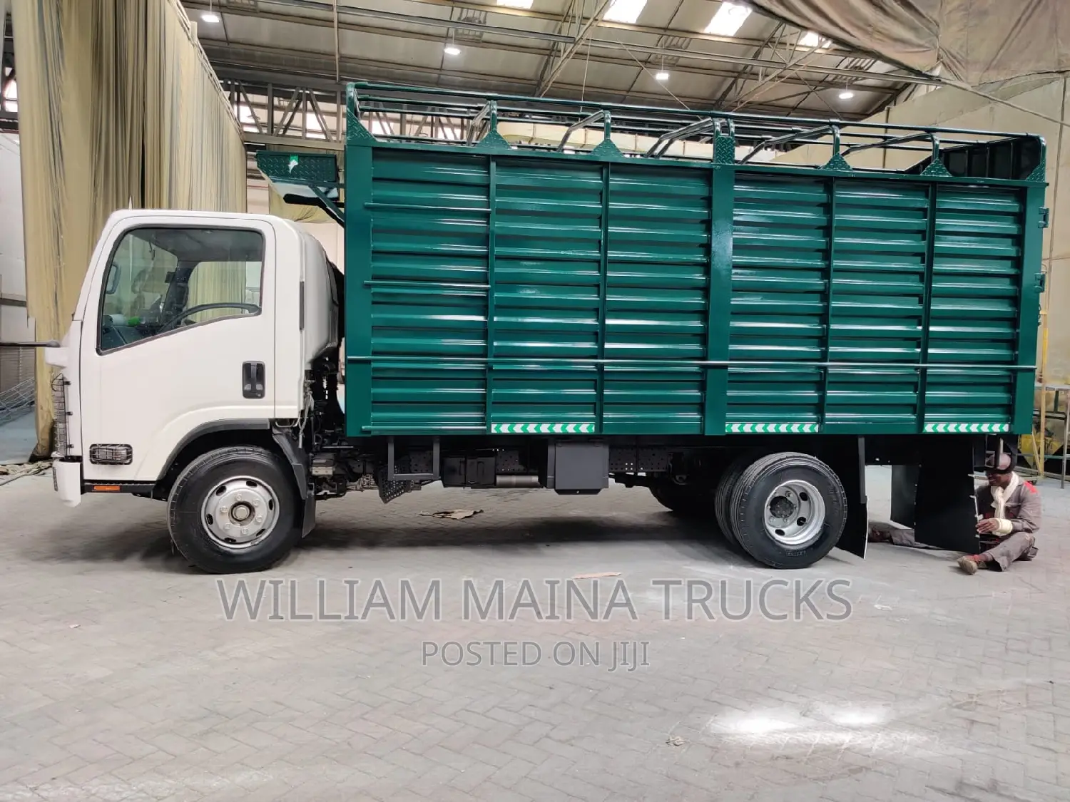 Isuzu NQR Truck