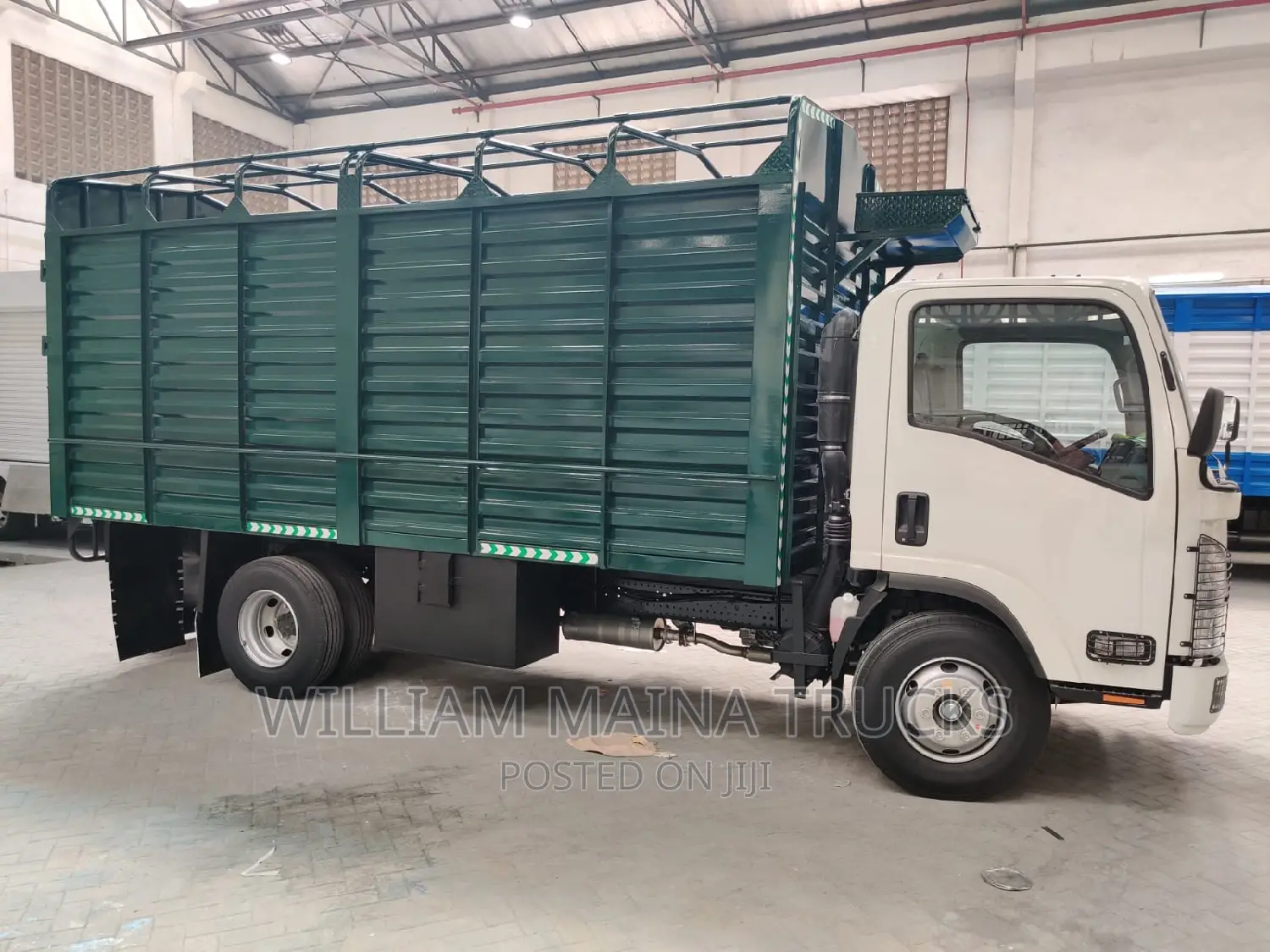 Isuzu NQR Truck