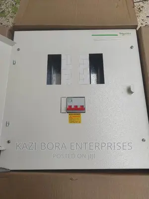 Schneider 4-way Distribution Board