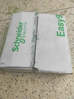 Schneider 4-way Distribution Board