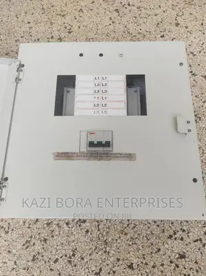 Schneider Distribution Board 4-Way