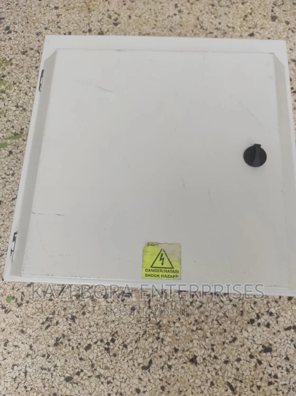 Schneider Distribution Board 4-Way