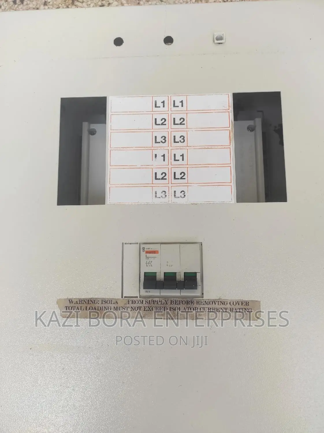 Schneider Distribution Board 4-Way