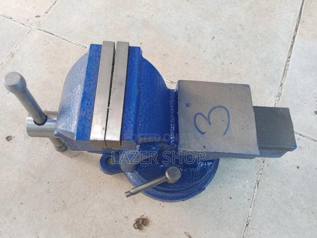 3" Bench Vise - thumbnail 3