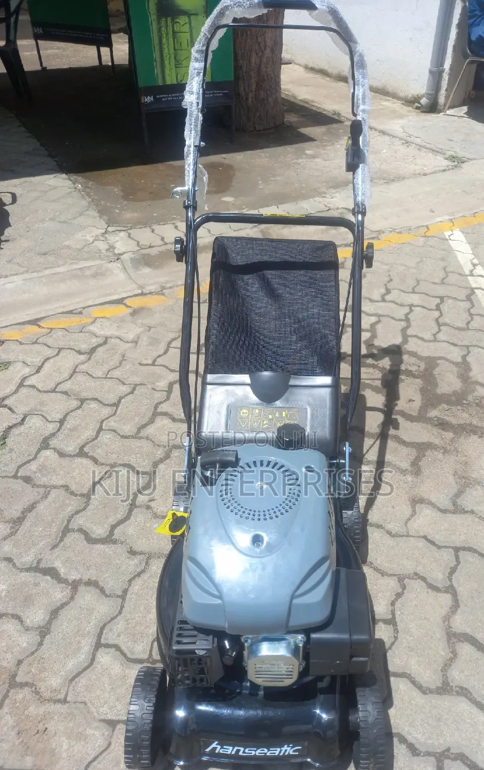 Petrol-Lawnmower Machines