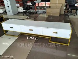 Nordic Tempered Glass Tv Stand