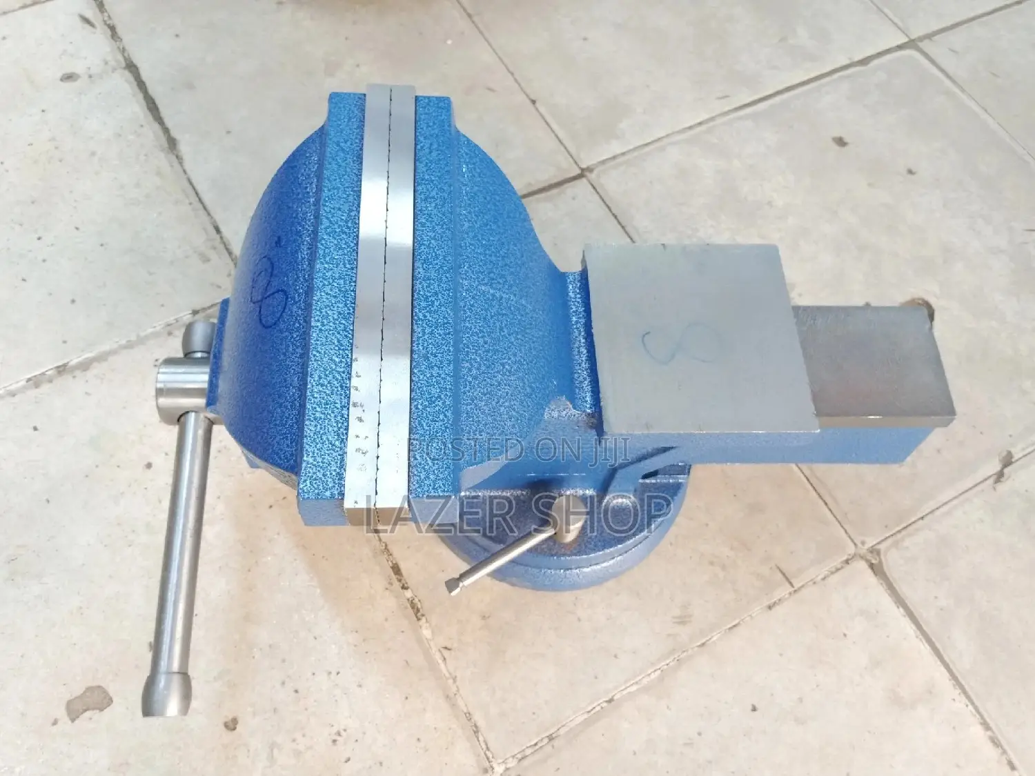 8" Bench Vise